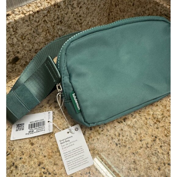 Lululemon Everywhere Belt Bag Extended Strap Tidewater Teal NWT Water Repellent - Picture 7 of 11